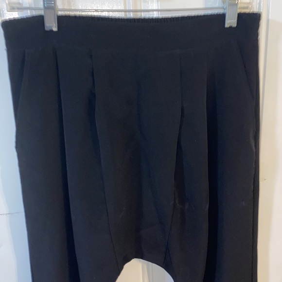 Drop Crouch Hammer Time pants with pocket side zipper at ankle - Picture 3 of 7